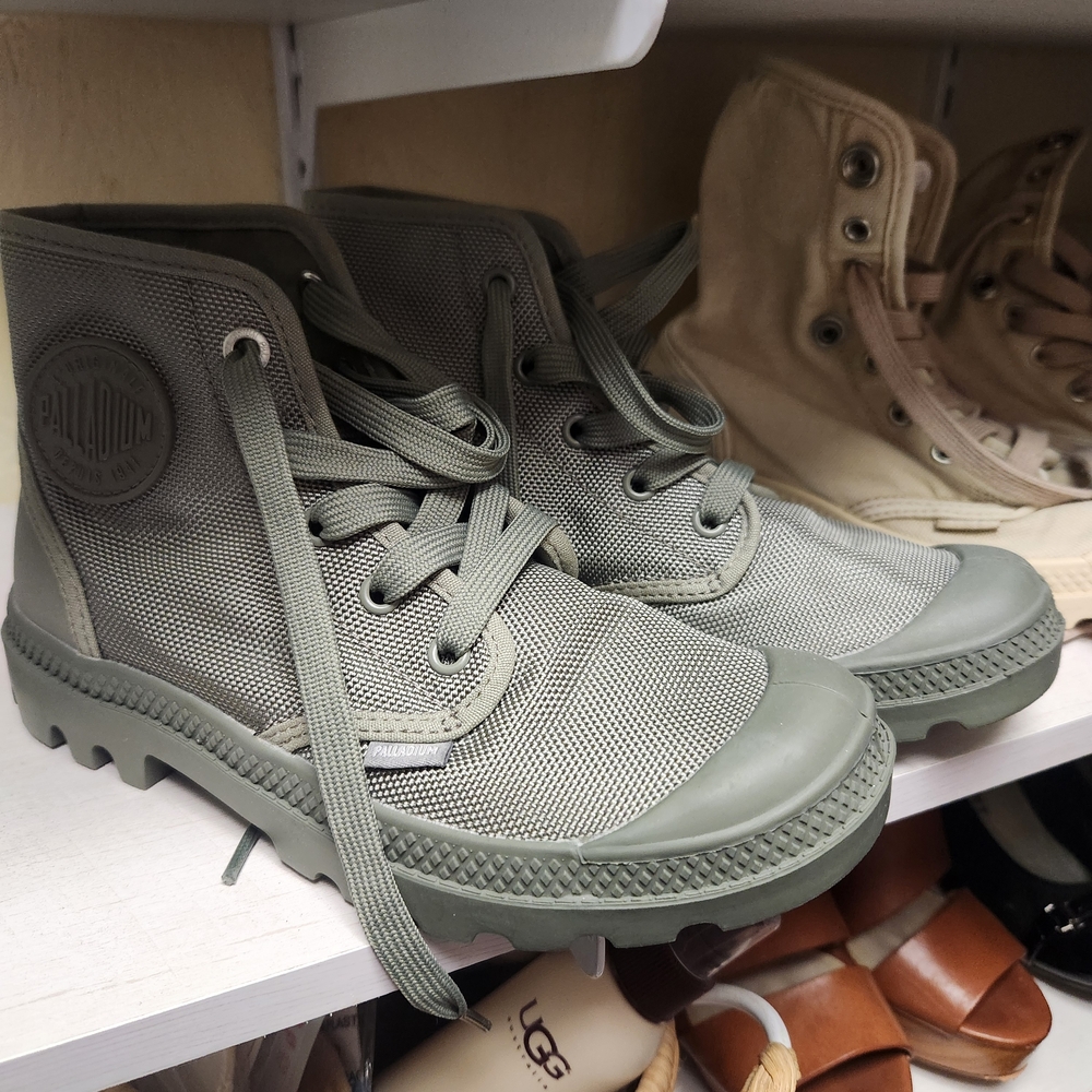 Palladium Pampa,  High-Top Boots-  Size 5.5